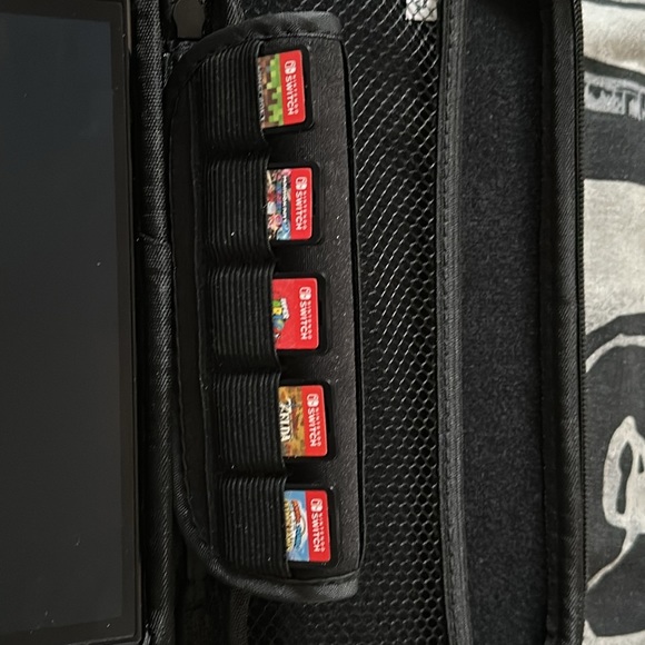 switch OLED - Picture 2 of 2